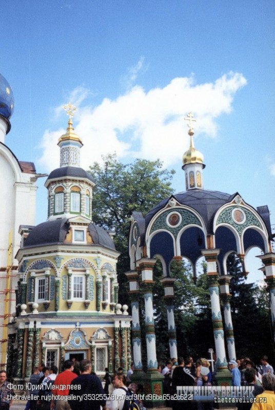 Троице-Сергиева Лавра. Надладезная часовня. Сергиев Посад (Московская область)